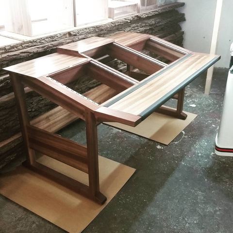 Mixingtable 33U Solid Walnut Producer Desk test fit. 👍👍👍