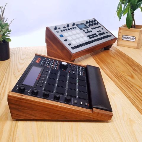 MPC Studio Lux and Elektron FS 28 Classic