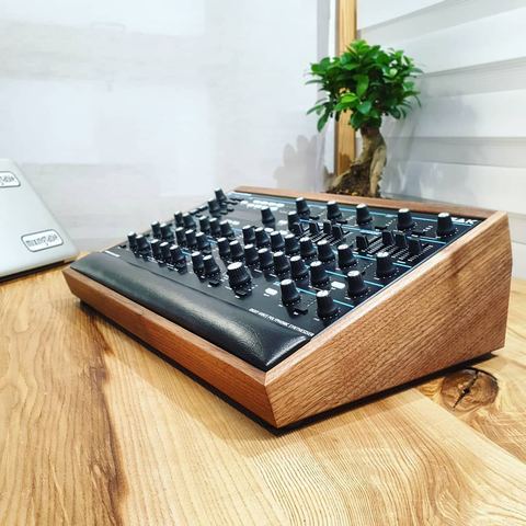 Novation Peak Lux 20 degree custom mod