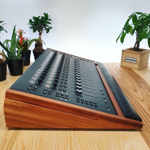 Avid S3 Lux Mahogany Edition