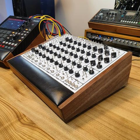 Saturday jam. Pulsar 23 Lux and MPC One Lux on the mixingtable 💣....💥
