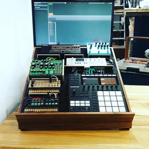The Organizer gear stand by mixingtable