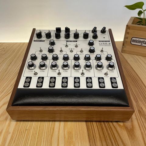 Walnut Lyra8 Lux by mixingtable 🔥🔥🔥