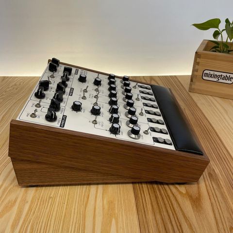 Walnut Lyra8 Lux by mixingtable 🔥🔥🔥