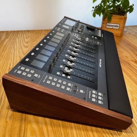 SSL Walnut UF8 UF1 Lux by Mixingtable