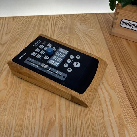 Faderport2 Desk Stand Oak Edition