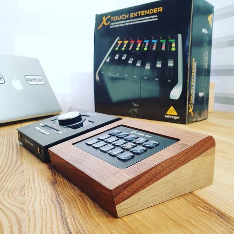 Walnut Streamdeck Stand by Mixingtable & 🤔
