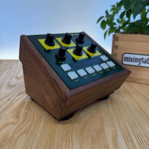 OTO Machines Classic 28 Walnut Edition