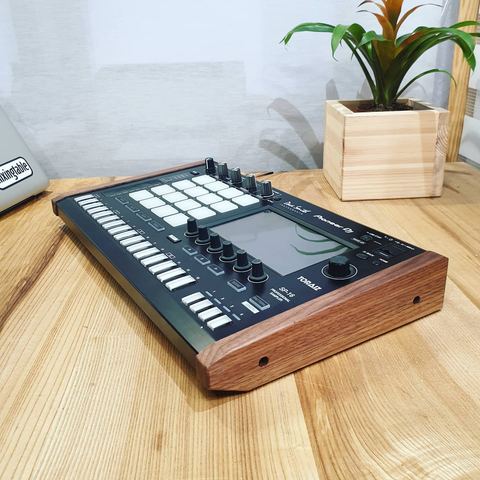 Toraiz SP16 Walnut Side Panels