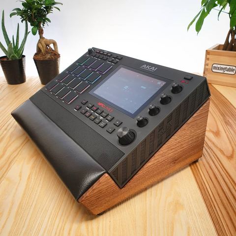 MPC Live II Lux
