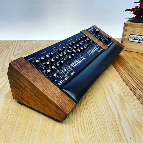 Walnut SE-02 EXT Box Lux