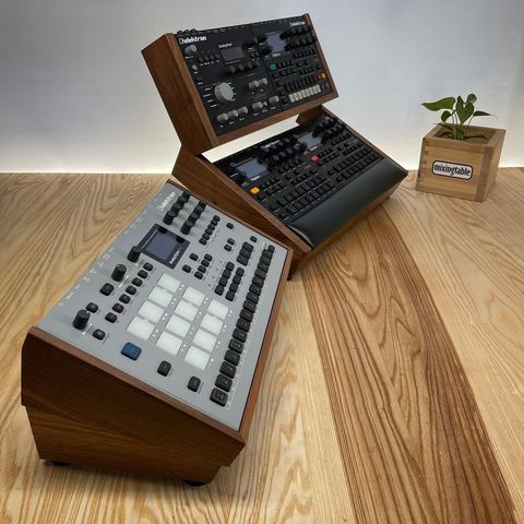 Walnut Elektron 2x2 Lux and MkII FS28 Classic by mixingtable