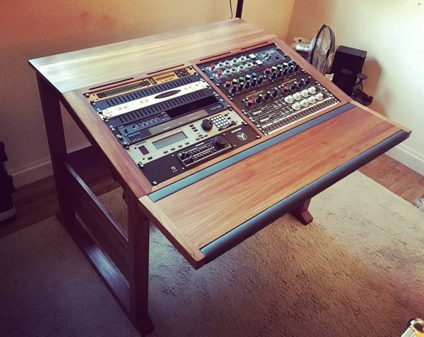 Walnut 20U Producer Desk