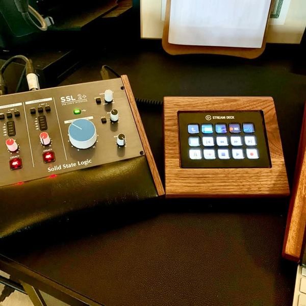 Walnut Console1 Fader Duo Lux, Stream Deck and SSL2+ Lux