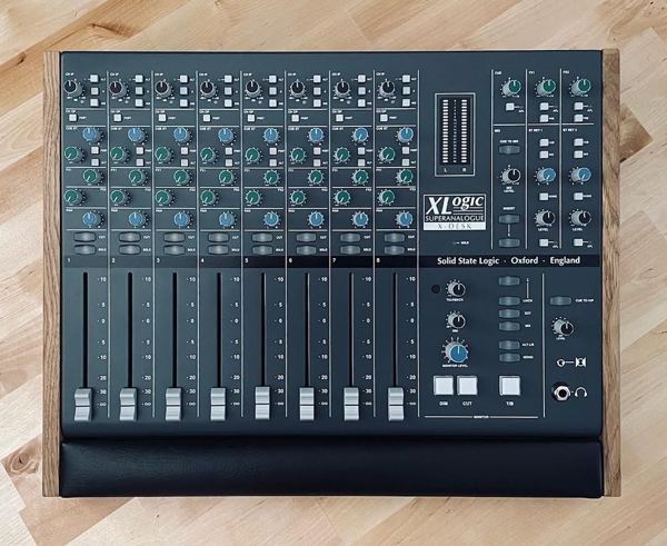 Walnut SSL X-Desk Lux