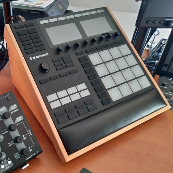Alder Console1 Fader Duo Lux, CC121 Lux and custom Maschine MkIII Lux