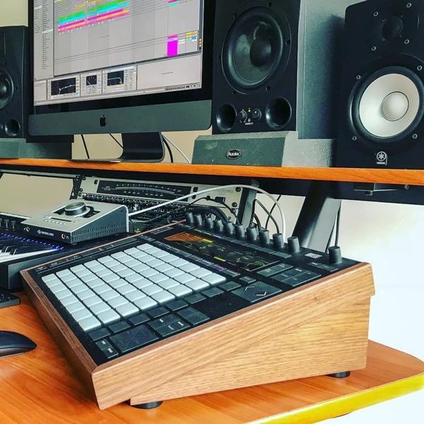 Walnut Push 2 Classic