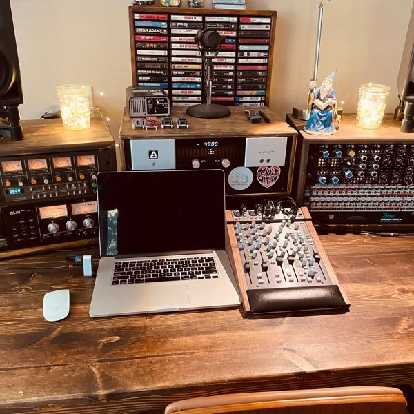 SSL SiX Lux
