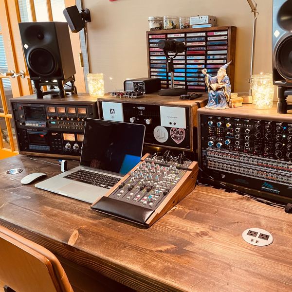 SSL SiX Lux