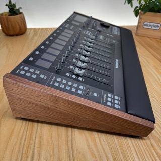 SSL UF8 UF1 Duo Lux desk stand by Mixingtable