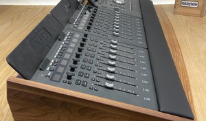 S1 Duo Dock Lux by Mixingtable