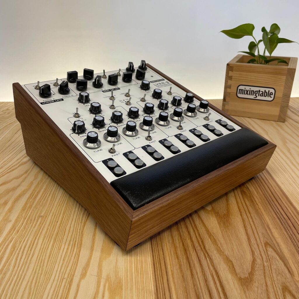 Lyra8 Lux